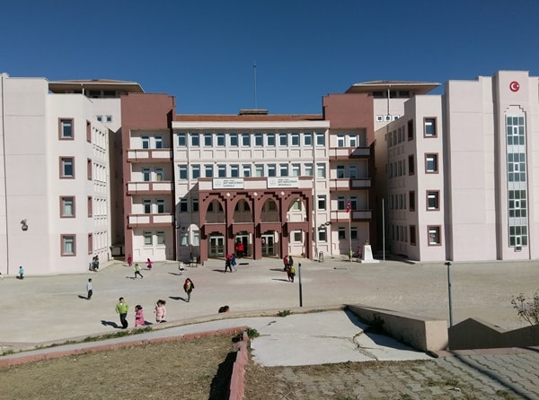 Şehit Yaşar Çetinkaya Ortaokulu Fotoğrafı